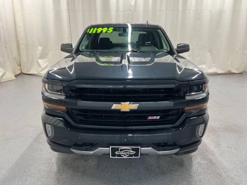 chevrolet silverado 1500 2018 3GCUKREC8JG401649 image chevrolet silverado 1500 2018 3GCUKREC8JG401649 image